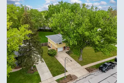 9 Sycamore Drive, Naperville, IL 60540 - Photo 33