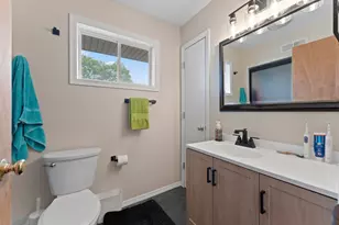 9 Sycamore Dr, Naperville, IL 60540 - Photo 21