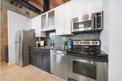 1872 N Clybourn Avenue #204, Chicago, IL 60614 - Photo 5