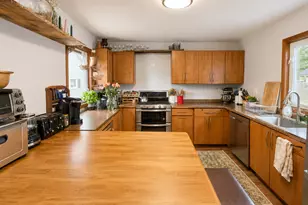 5510 George St, Richmond, IL 60071 - Photo 3