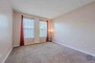 2942 Trillium Ct E, Aurora, IL 60506 - Photo 5