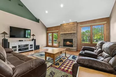 18854 S Palomino Court, Shorewood, IL 60404 - Photo 9
