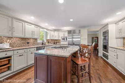675 Oak Street, Roselle, IL 60172 - Photo 13