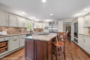 675 Oak St, Roselle, IL 60172 - Photo 13