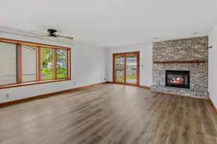 3304 Halifax Dr, Champaign, IL 61822 - Photo 9