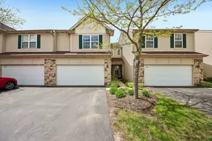 612 Shakespeare Dr, Grayslake, IL 60030 - Photo 1
