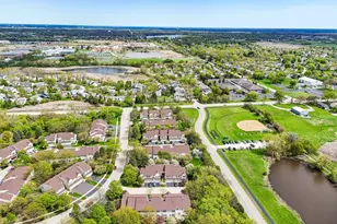 612 Shakespeare Dr, Grayslake, IL 60030 - Photo 41