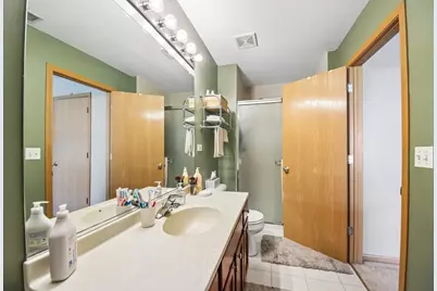 612 Shakespeare Drive, Grayslake, IL 60030 - Photo 21