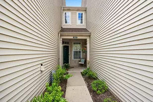 612 Shakespeare Dr, Grayslake, IL 60030 - Photo 7