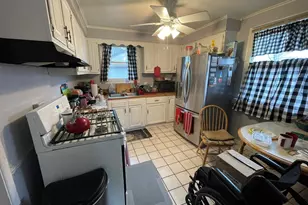 322 Nassau St, Park Forest, IL 60466 - Photo 5