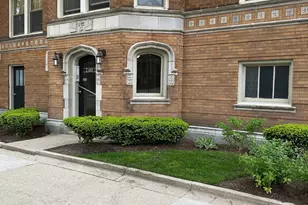 605 Washington Blvd, Oak Park, IL 60302 - Photo 3