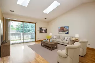 1517 Commodore Ct, Schaumburg, IL 60193 - Photo 5