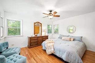 456 Fairview Ave, Glen Ellyn, IL 60137 - Photo 17