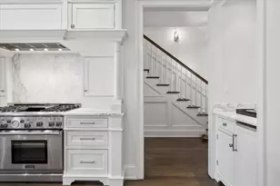 2148 W Giddings St, Chicago, IL 60625 - Photo 11