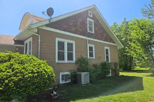 167 N Park St, Hoyleton, IL 62803 - Photo 3