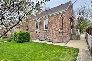 11322 S Ave G, Chicago, IL 60617 - Photo 13