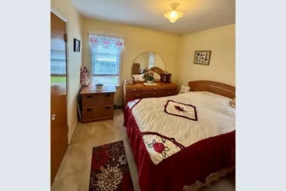 11322 S Avenue G, Chicago, IL 60617 - Photo 5