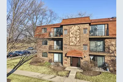 113 W Brandon Court #E31, Palatine, IL 60067 - Photo 1