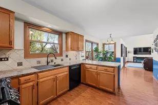 1266 Sagebrush Trail, Cary, IL 60013 - Photo 7