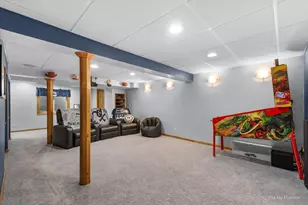 987 Valley Stream Dr, Pingree Grove, IL 60140 - Photo 27