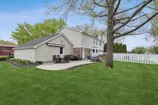 4115 Bristol Ct, Northbrook, IL 60062 - Photo 27