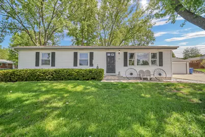 137 Birchwood Road, Carpentersville, IL 60110 - Photo 25