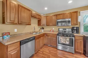 137 Birchwood Rd, Carpentersville, IL 60110 - Photo 5