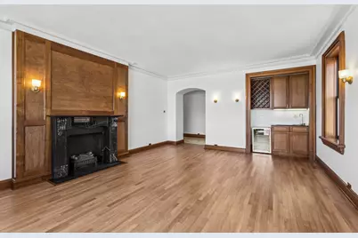 2912 N Commonwealth Avenue #7D, Chicago, IL 60657 - Photo 7