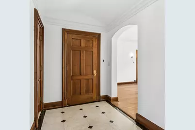2912 N Commonwealth Avenue #7D, Chicago, IL 60657 - Photo 3