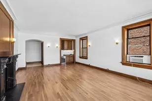 2912 N Commonwealth Ave, Chicago, IL 60657 - Photo 9