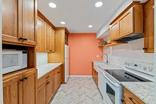 417 Verde Dr, Schaumburg, IL 60173 - Photo 3