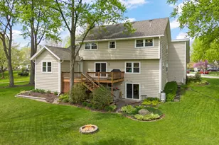 46 Sussex Ct, Naperville, IL 60540 - Photo 9