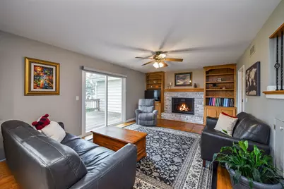 46 Sussex Court, Naperville, IL 60540 - Photo 7