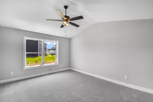704 Cates Dr, Mahomet, IL 61853 - Photo 13