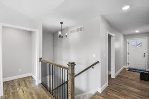 704 Cates Dr, Mahomet, IL 61853 - Photo 11