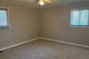 425 Neosho St, Park Forest, IL 60466 - Photo 9