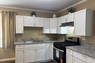 425 Neosho St, Park Forest, IL 60466 - Photo 3