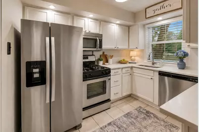 11000 S Trumbull Avenue, Chicago, IL 60655 - Photo 7