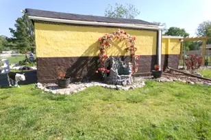 1104 Van Buren Ave, Sandoval, IL 62882 - Photo 27