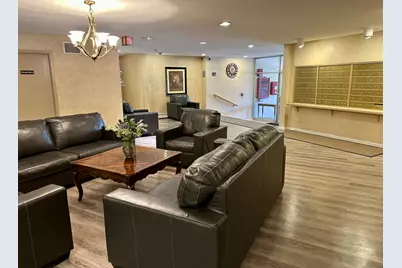 909 E Kenilworth Avenue #420, Palatine, IL 60074 - Photo 15