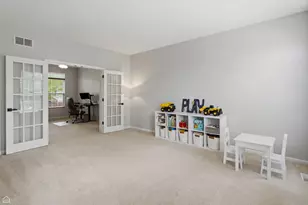 628 Manhattan Cir, Oswego, IL 60543 - Photo 7