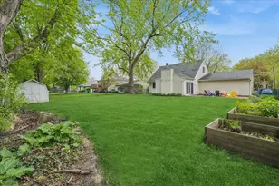 39 Boxwood Ln, Cary, IL 60013 - Photo 19