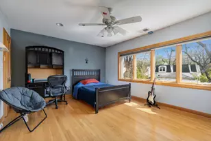 9021 Keeler Ave, Skokie, IL 60076 - Photo 11