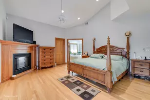9021 Keeler Ave, Skokie, IL 60076 - Photo 17