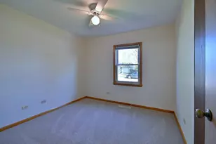 377 E Montana Ave, Glendale Heights, IL 60139 - Photo 13