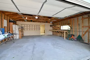 377 E Montana Ave, Glendale Heights, IL 60139 - Photo 23