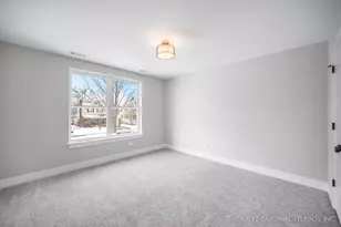 100 E Adams Ave, Villa Park, IL 60181 - Photo 23