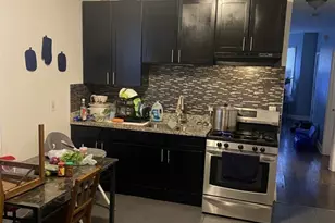 8329 S Burnham Ave, Chicago, IL 60617 - Photo 3