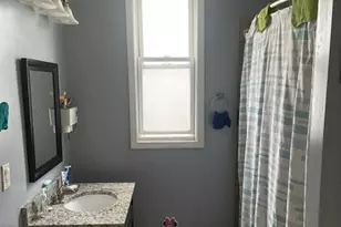 8329 S Burnham Ave, Chicago, IL 60617 - Photo 5