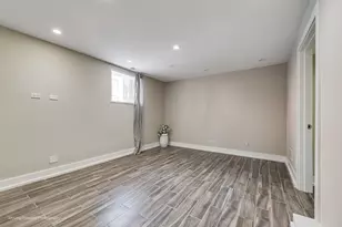 1625 W Ainslie St, Chicago, IL 60640 - Photo 5